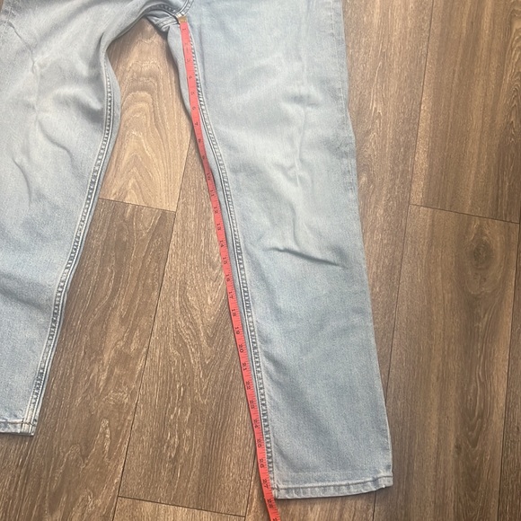 Everlane - The Cheeky Jean - Picture 7 of 8